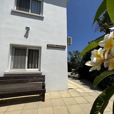 فيلة Giorgina Paradise كيرينيا